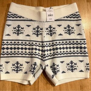 NEW Women’s Cotton On Body Novelty Knitted Short - Coconut Milk/Snow Flakes - S